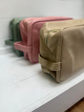 Load image into Gallery viewer, Everyday Luxe Cosmetic Bag - Taupe