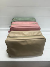Load image into Gallery viewer, Everyday Luxe Cosmetic Bag - Taupe
