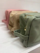 Load image into Gallery viewer, Everyday Luxe Cosmetic Bag - Sage