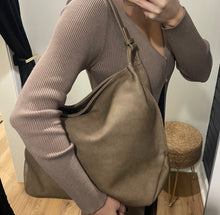 Load image into Gallery viewer, Mushroom Rustic Tote