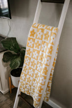 Load image into Gallery viewer, The Luxe Blanket