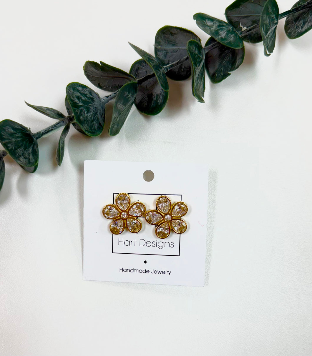 Gold/Clear Stone Flower Stud