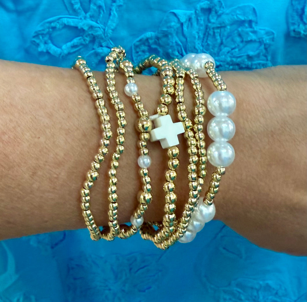 7pc Beaded Bracelet Stack - gold/pearl