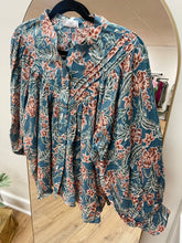 Load image into Gallery viewer, Go With Grace Retro Blouse
