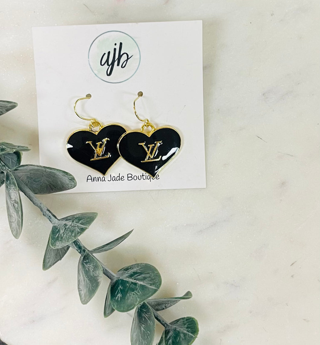 Across My Heart Earrings- Black