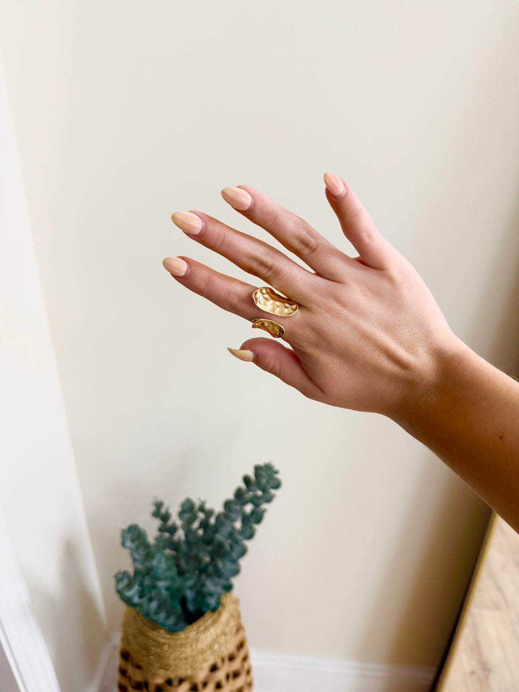 Cuff Ring