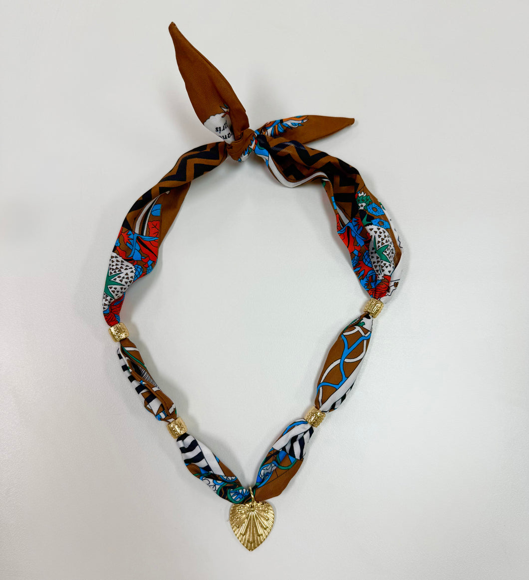 Brown/Heart Burst Scarf Necklace