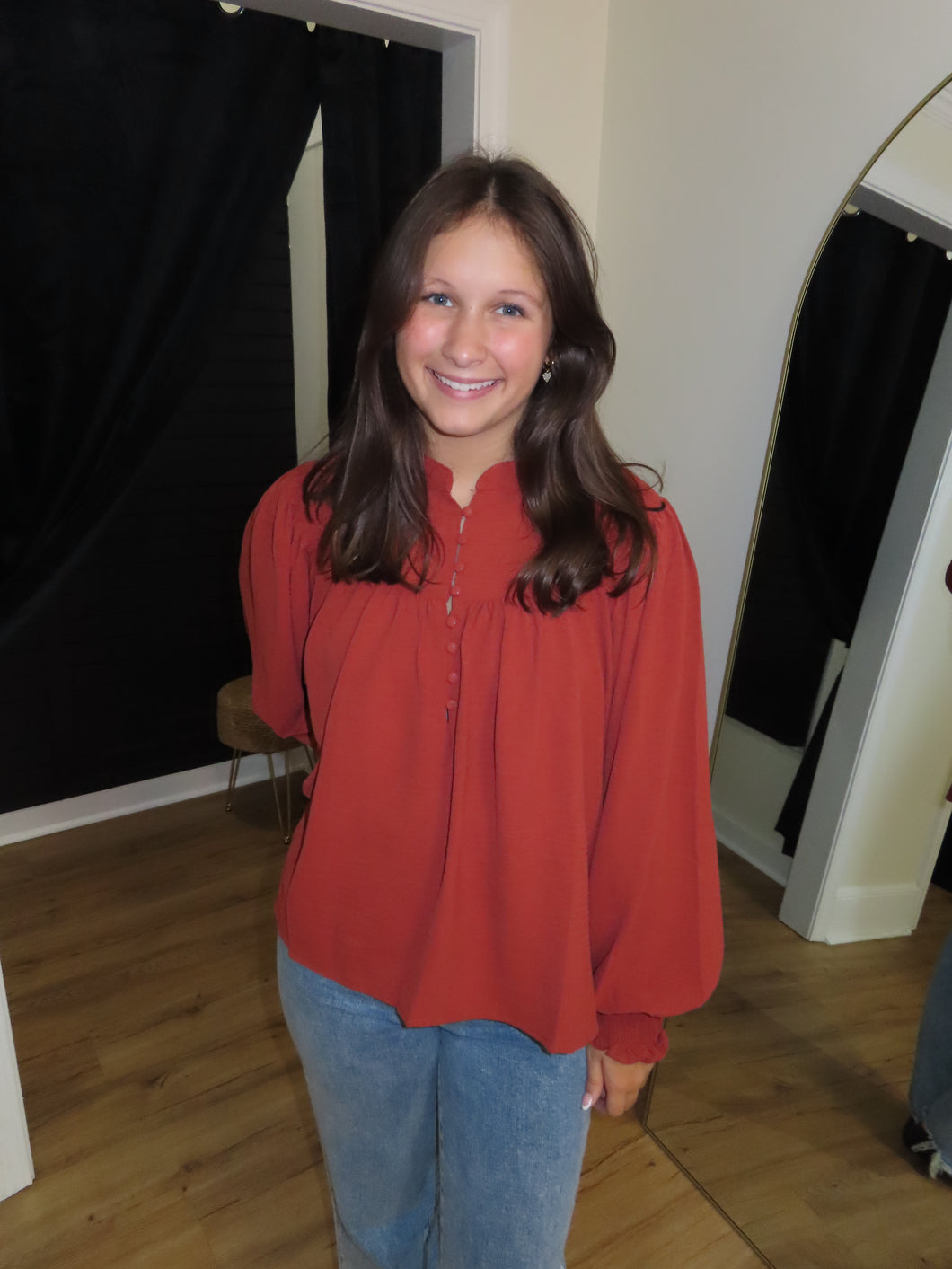 Crisp & Cute Button Blouse - Cinnamon