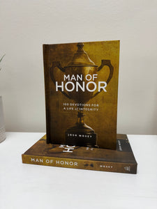 100 Devotions For A Life of Integrity