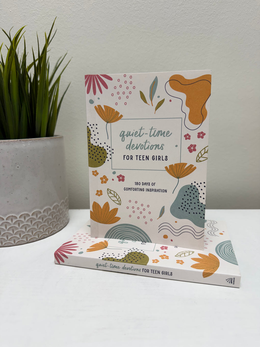 Quiet-Time Devotions For Teen Girls