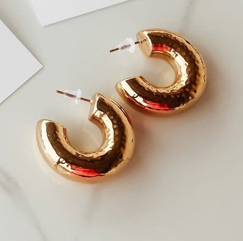 Gold Hammer Pattern Hoop