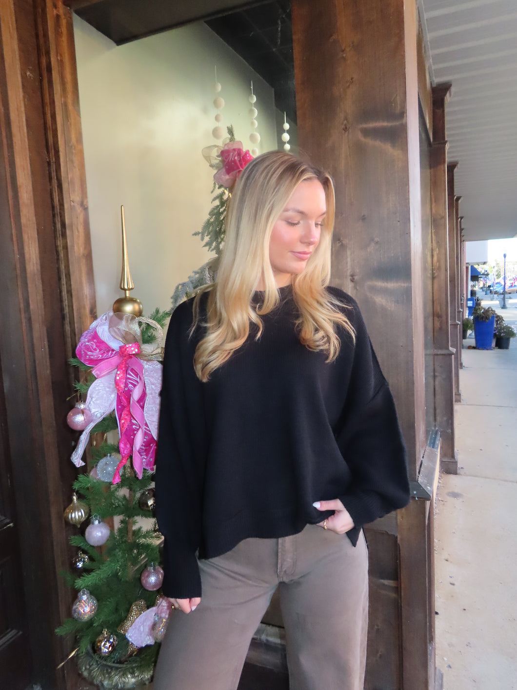 Feelin’ Fine Sweater - Black