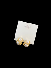 Load image into Gallery viewer, Classic Pearl Shell Gold Hoop Earrings
