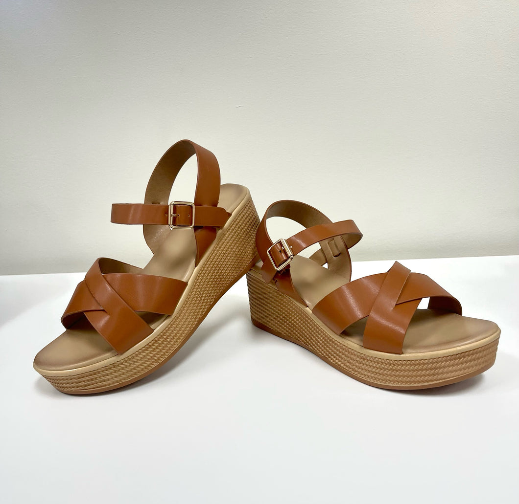 Lady Lux Tan Platform Shoe